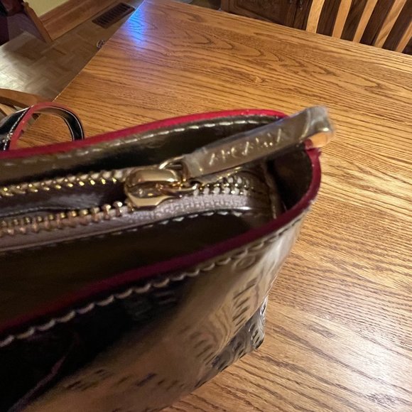 ๐ฎ๐น Gorgeous ARCADIA Patent Leather Bag ITALY - NEW! - Picture 7 of 8